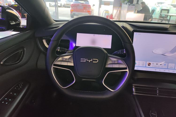 Used BYD Seal 07 DM-i 2025 Intelligent Driving Version DM-i 1.5L 125km Elite Edition Steering Wheel