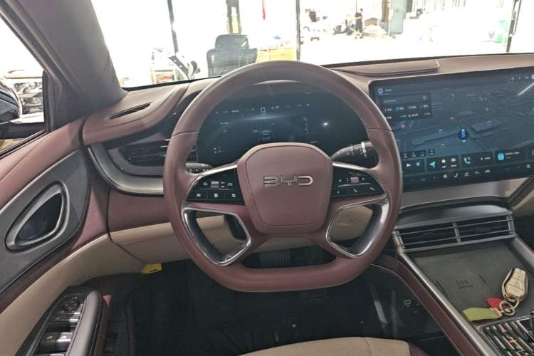 Used BYD Seal 07 DM-i 2025 DM-i 1.5L 125km Luxury Model Steering Wheel