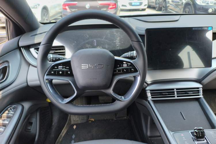 Used BYD Seal 07 DM-i 2025 DM-i 1.5L 70km Elite Model Steering Wheel