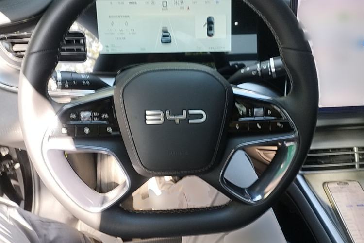 Used BYD Seal 07 DM-i 2025 DM-i 1.5L 125km Luxury Model Steering Wheel