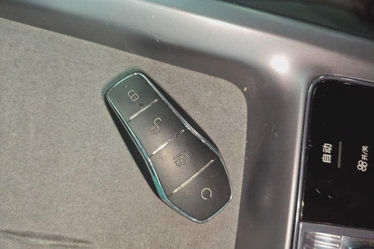 Used BYD Seal 07 DM-i 2025 DM-i 1.5L 125km Luxury Model Vehicle Key