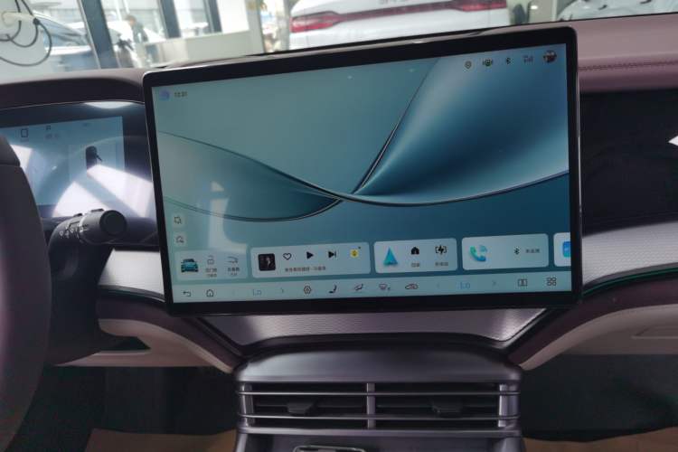 Used BYD Seal 07 DM-i 2025 Intelligent Driving Version DM-i 1.5L 125 km Prestige Edition Audio And AC Panel