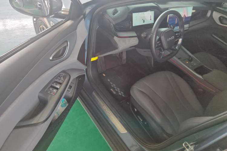 Used BYD Seal 07 DM-i 2025 DM-i 1.5L 125km Prestige Model Driver Seat