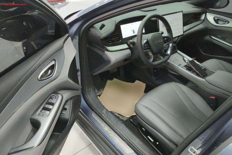 Used BYD Seal 07 DM-i 2025 DM-i 1.5L 125km Luxury Model Driver Seat