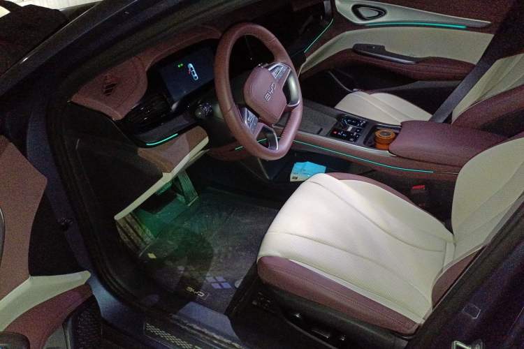 Used BYD Seal 07 DM-i 2025 Intelligent Driving Version DM-i 1.5L 125 km Luxury Edition Driver Seat