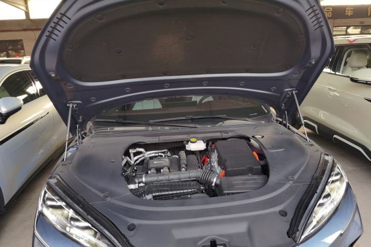 Used BYD Seal 07 DM-i 2025 DM-i 1.5L 125km Luxury Model Engine Bay