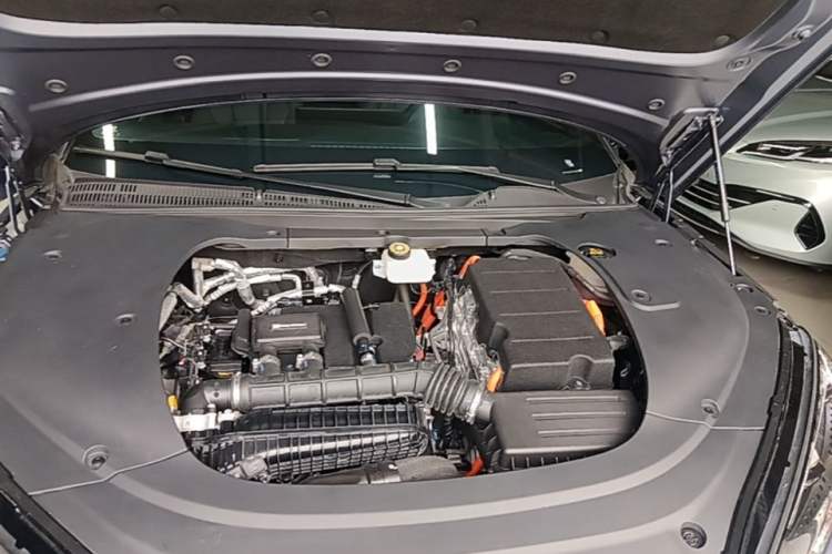 Used BYD Seal 07 DM-i 2025 DM-i 1.5L 125km Luxury Model Engine Bay