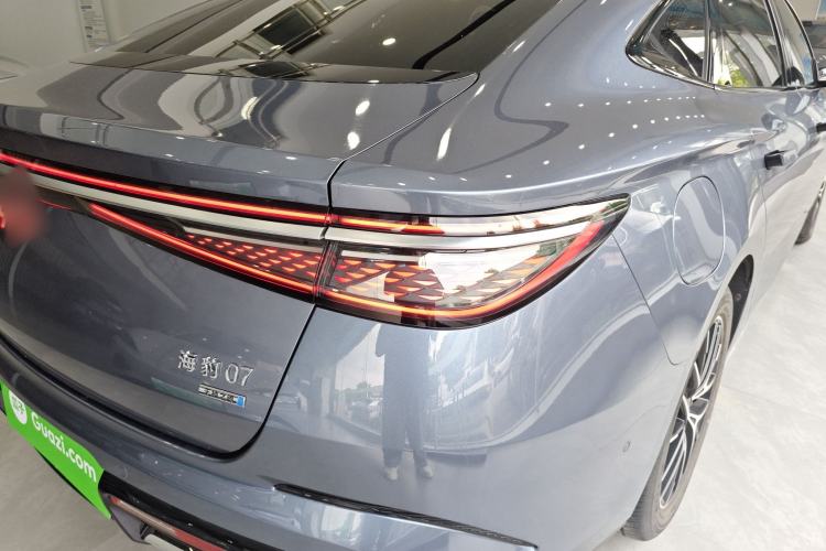 Used BYD Seal 07 DM-i 2025 Intelligent Driving Version DM-i 1.5L 125 km Prestige Edition Exterior 3