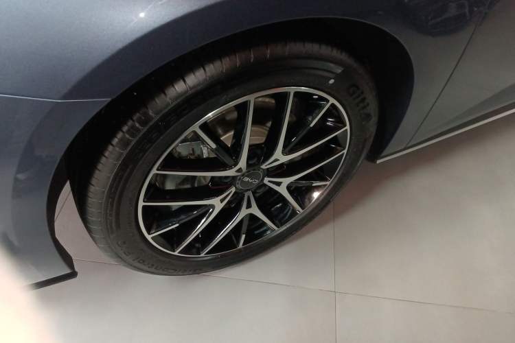 Used BYD Seal 07 DM-i 2025 Intelligent Driving Version DM-i 1.5L 125 km Prestige Edition Exterior 7