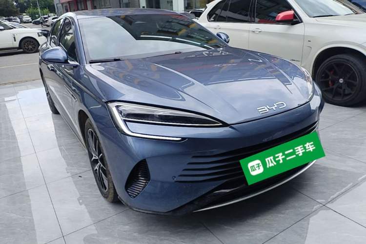 Used BYD Seal 07 DM-i 2025 DM-i 1.5L 125km Elite Model Front Right 45 Deg