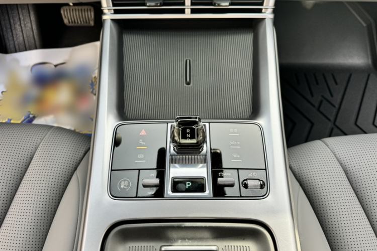 Used BYD Seal 07 DM-i 2025 DM-i 1.5L 125km Elite Model Gear Lever