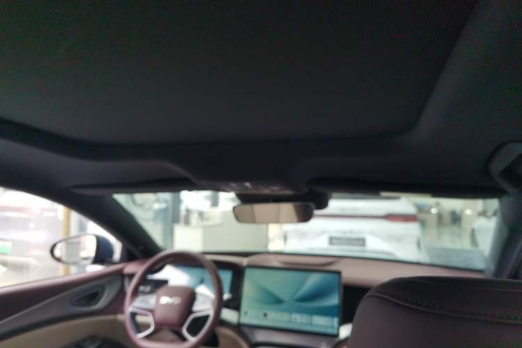 Used BYD Seal 07 DM-i 2025 Intelligent Driving Version DM-i 1.5L 125 km Prestige Edition Headliner