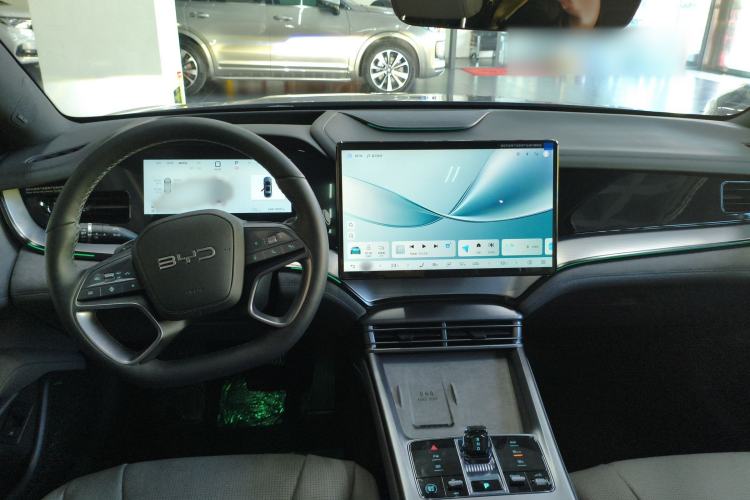 Used BYD Seal 07 DM-i 2025 Intelligent Driving Version DM-i 1.5L 125 km Prestige Edition Interior 2