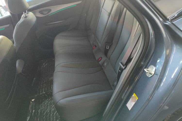 Used BYD Seal 07 DM-i 2025 Intelligent Driving Version DM-i 1.5L 125 km Prestige Edition Interior 4