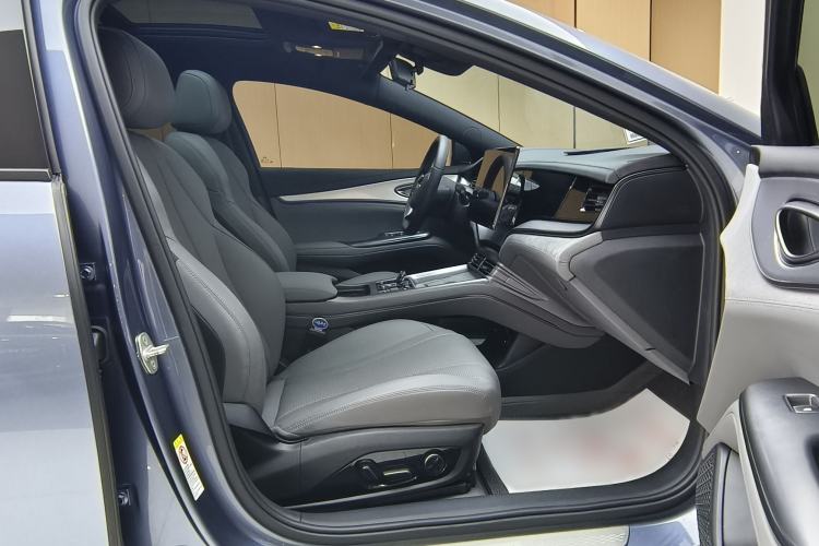 Used BYD Seal 07 DM-i 2025 DM-i 1.5L 125km Luxury Model Interior 5