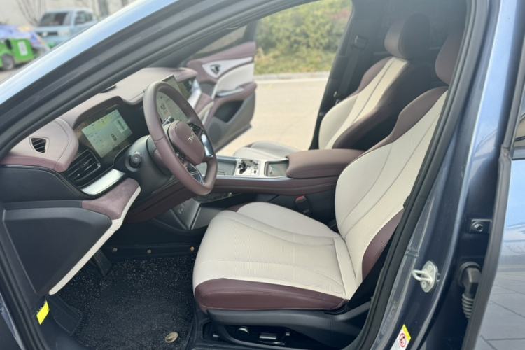 Used BYD Seal 07 DM-i 2025 DM-i 1.5L 125km Luxury Model Interior 6