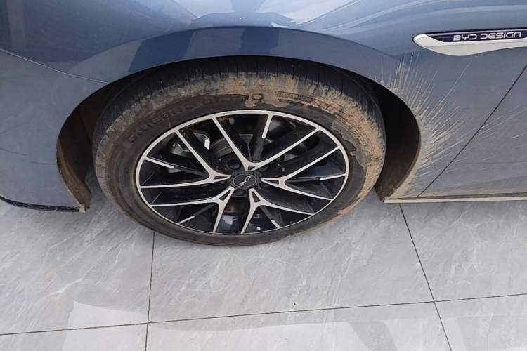Used BYD Seal 07 DM-i 2025 DM-i 1.5L 125km Elite Model Left Front Wheel Hub