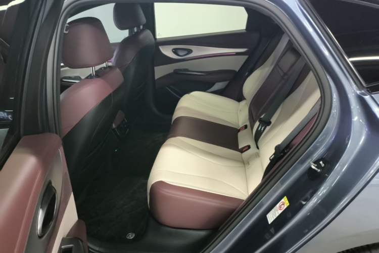Used BYD Seal 07 DM-i 2025 DM-i 1.5L 125km Luxury Model Left Rear Seat
