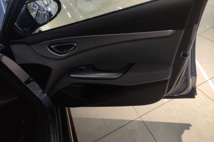 Used BYD Seal 07 DM-i 2025 DM-i 1.5L 125km Prestige Model Right Front Door Interior