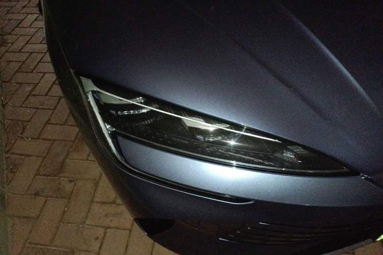 Used BYD Seal 07 DM-i 2025 Intelligent Driving Version DM-i 1.5L 125 km Luxury Edition Right Front Headlight