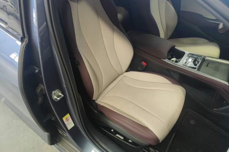 Used BYD Seal 07 DM-i 2025 Intelligent Driving Version DM-i 1.5L 125 km Prestige Edition Right Front Seat