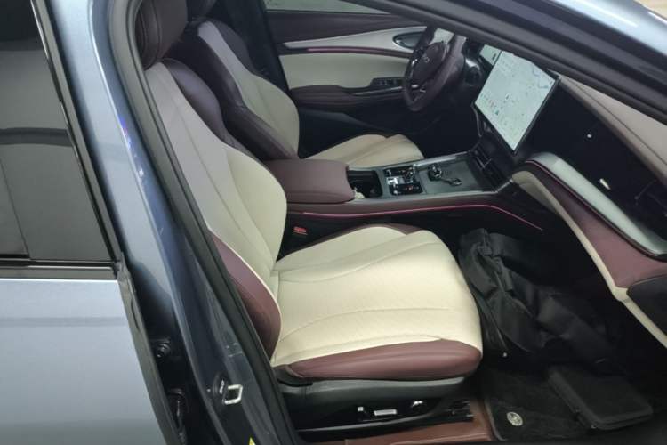 Used BYD Seal 07 DM-i 2025 DM-i 1.5L 125km Luxury Model Right Front Seat