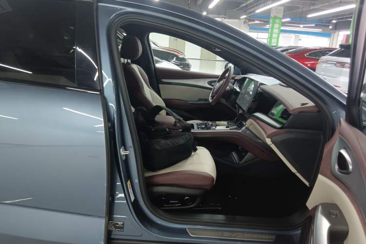 Used BYD Seal 07 DM-i 2025 Intelligent Driving Version DM-i 1.5L 125 km Prestige Edition Right Front Seat