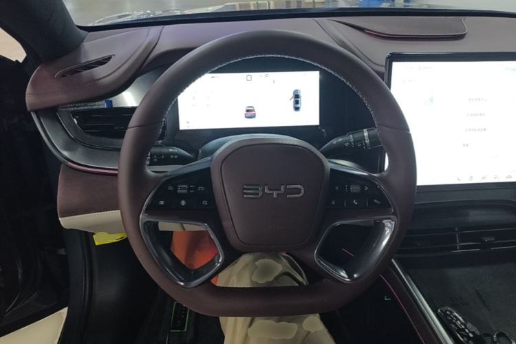 Used BYD Seal 07 DM-i 2025 DM-i 1.5L 125km Luxury Model Steering Wheel