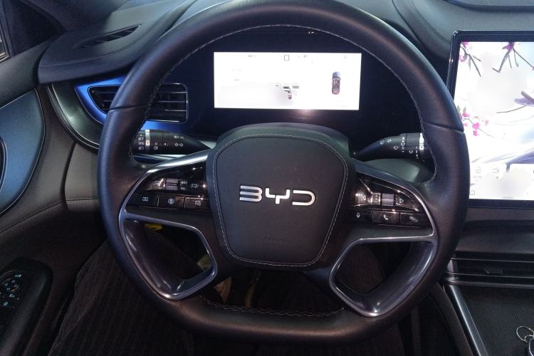 Used BYD Seal 07 DM-i 2025 DM-i 1.5L 125km Elite Model Steering Wheel