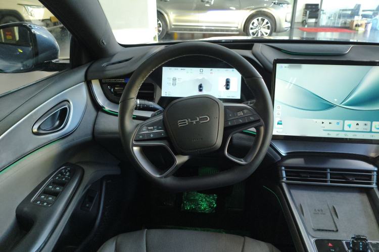 Used BYD Seal 07 DM-i 2025 Intelligent Driving Version DM-i 1.5L 125 km Prestige Edition Steering Wheel