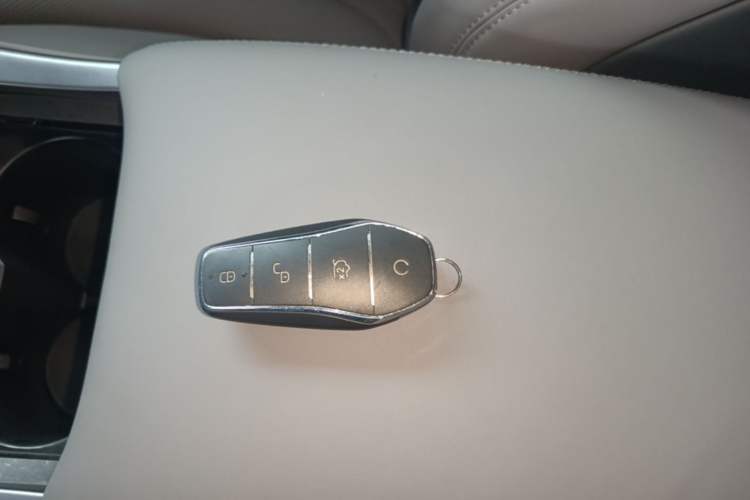 Used BYD Seal 07 DM-i 2025 DM-i 1.5T 125km Flagship Model Vehicle Key