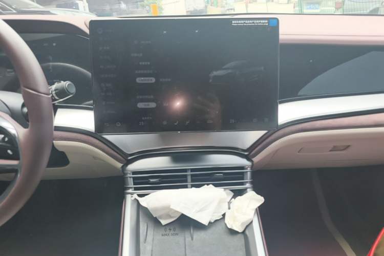 Used BYD Seal 07 DM-i 2025 DM-i 1.5L 125km Luxury Model Audio And AC Panel