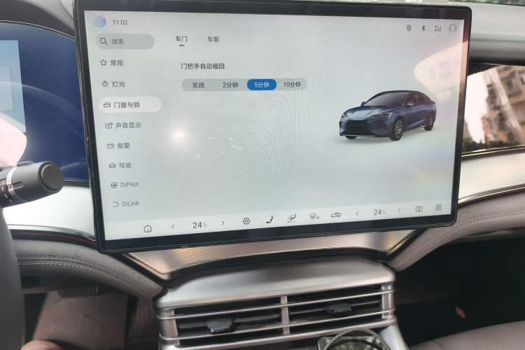 Used BYD Seal 07 DM-i 2025 Intelligent Driving Version DM-i 1.5L 125 km Luxury Edition Audio And AC Panel