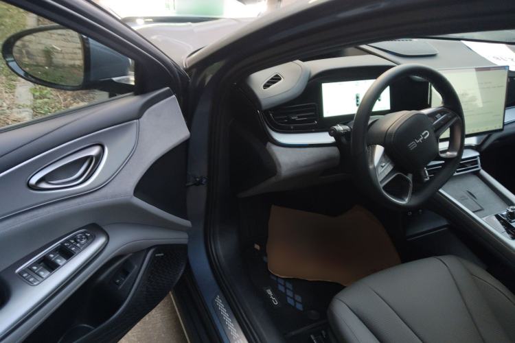 Used BYD Seal 07 DM-i 2025 DM-i 1.5L 125km Prestige Model Driver Seat
