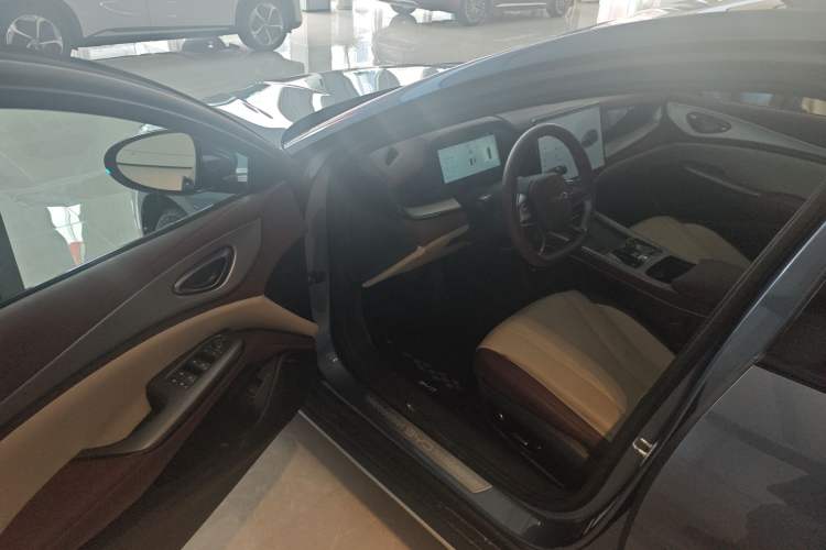 Used BYD Seal 07 DM-i 2025 Intelligent Driving Version DM-i 1.5L 125 km Prestige Edition Driver Seat