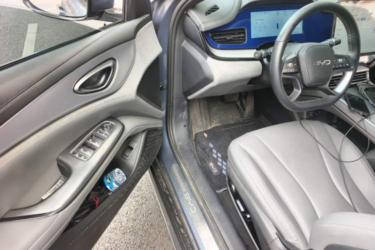 Used BYD Seal 07 DM-i 2025 Intelligent Driving Version DM-i 1.5L 125 km Luxury Edition Driver Seat