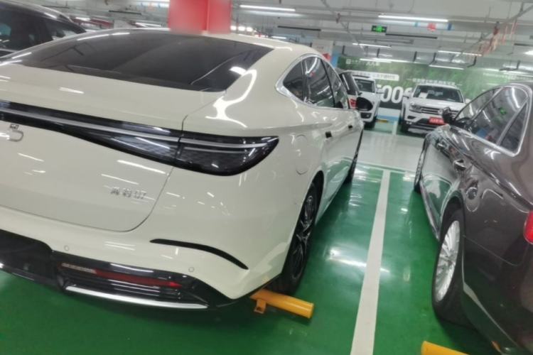 Used BYD Seal 07 DM-i 2025 DM-i 1.5L 125km Prestige Model Exterior 3