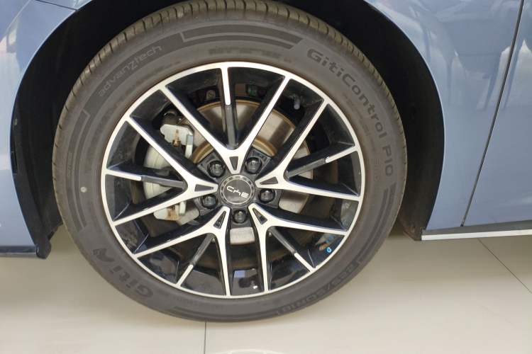 Used BYD Seal 07 DM-i 2025 Intelligent Driving Version DM-i 1.5L 125 km Prestige Edition Exterior 4