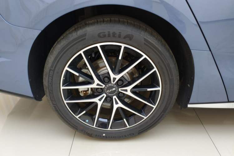 Used BYD Seal 07 DM-i 2025 Intelligent Driving Version DM-i 1.5L 125 km Prestige Edition Exterior 5