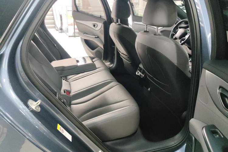 Used BYD Seal 07 DM-i 2025 DM-i 1.5L 125km Elite Model Exterior 6