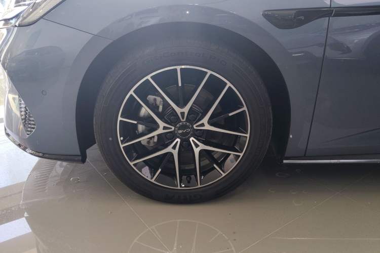 Used BYD Seal 07 DM-i 2025 Intelligent Driving Version DM-i 1.5L 125 km Prestige Edition Exterior 7