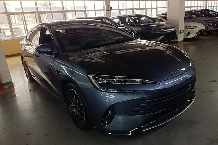 Used BYD Seal 07 DM-i 2025 Intelligent Driving Version DM-i 1.5L 125 km Prestige Edition Front Right 45 Deg