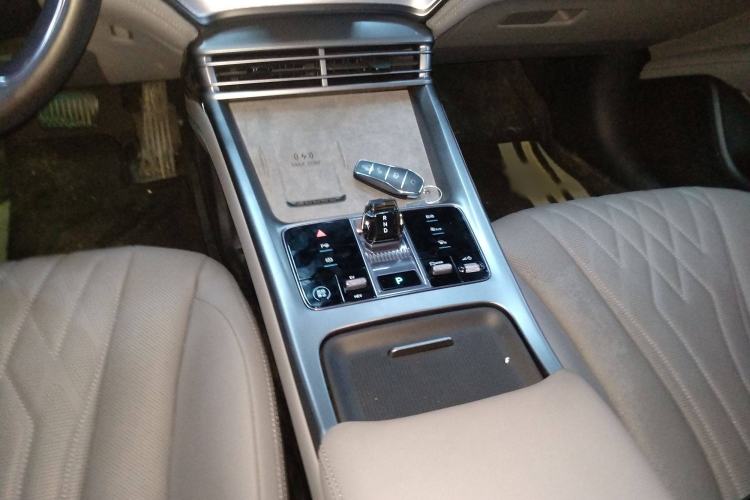 Used BYD Seal 07 DM-i 2025 DM-i 1.5T 125km Flagship Model Gear Lever