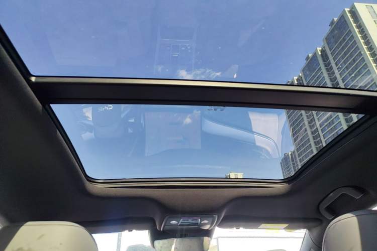 Used BYD Seal 07 DM-i 2025 Intelligent Driving Version DM-i 1.5T 125 km Range Flagship Edition Headliner
