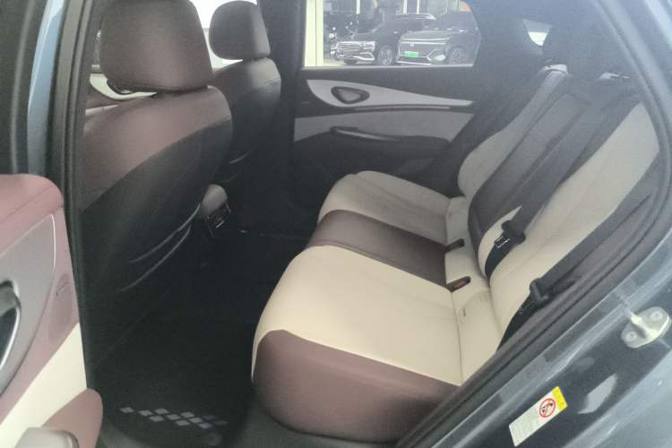 Used BYD Seal 07 DM-i 2025 DM-i 1.5L 125km Prestige Model Interior 2