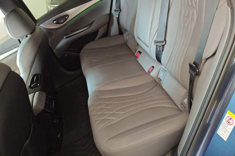 Used BYD Seal 07 DM-i 2025 Intelligent Driving Version DM-i 1.5T 125 km Range Flagship Edition Interior 4