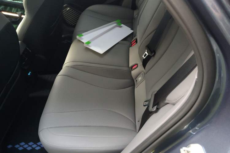 Used BYD Seal 07 DM-i 2025 DM-i 1.5L 125km Prestige Model Left Rear Seat