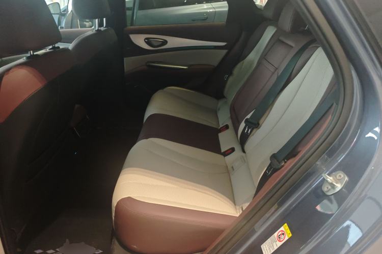 Used BYD Seal 07 DM-i 2025 Intelligent Driving Version DM-i 1.5L 125 km Prestige Edition Left Rear Seat