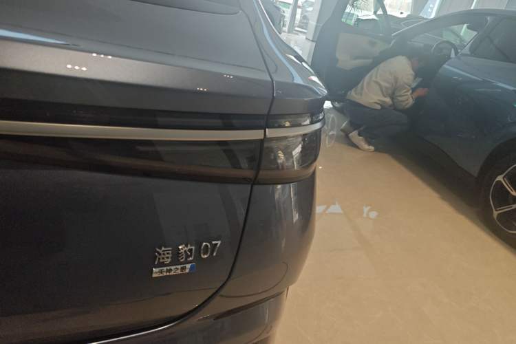Used BYD Seal 07 DM-i 2025 Intelligent Driving Version DM-i 1.5L 125 km Prestige Edition Right Rear Taillight