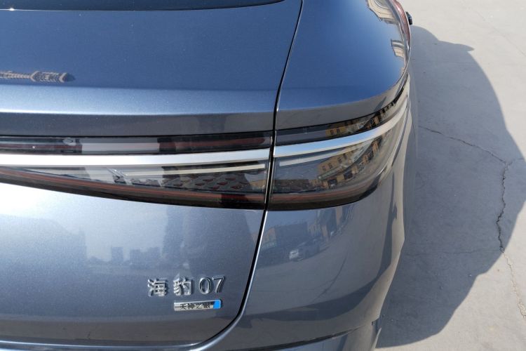 Used BYD Seal 07 DM-i 2025 Intelligent Driving Version DM-i 1.5L 125 km Prestige Edition Right Rear Taillight